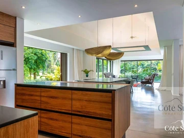 4 Bedroom Villa