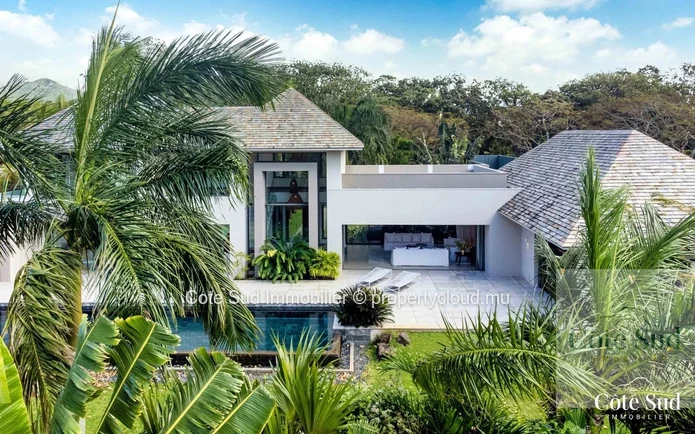 À vendre - Prestigieuse Villa d'Architecte à Anahita