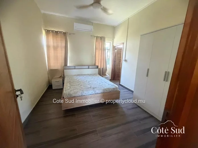 For rent – Magnificent spacious house with pool