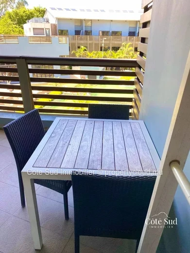 À vendre - Charmant appartement avec piscine au cœur de Trou aux Biches.
