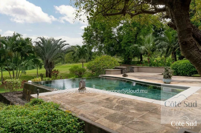 A vendre Villa avec vue sur le Golf et la fôret