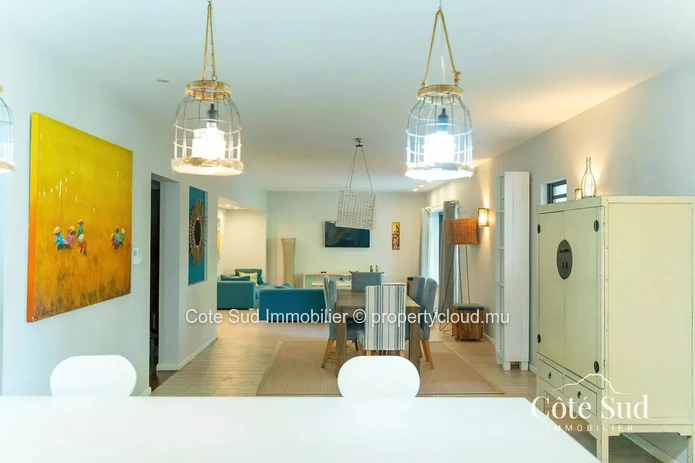 For Sale – Ground Floor Apartment in Tamarin