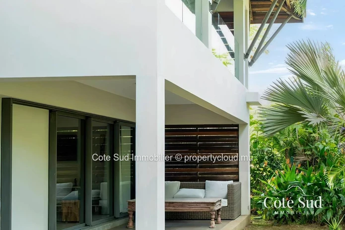 For Sale – Ground Floor Apartment in Tamarin