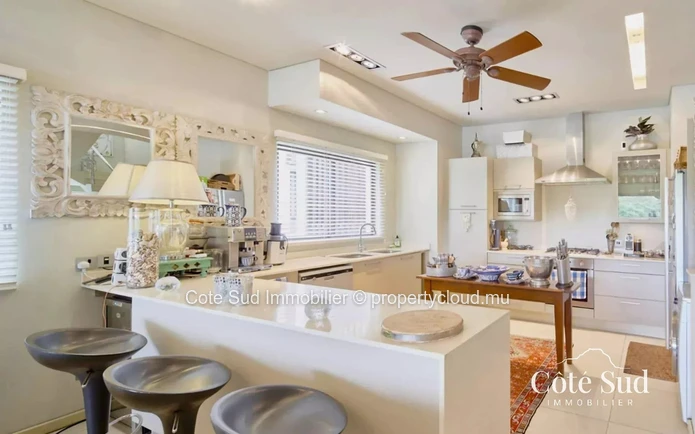 Exceptional Penthouse Duplex in Tamarin