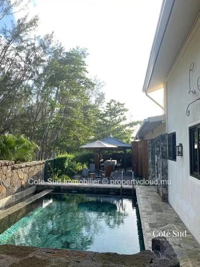 À VENDRE / À LOUER- – Superbe Villa dans Morcellement Gated
