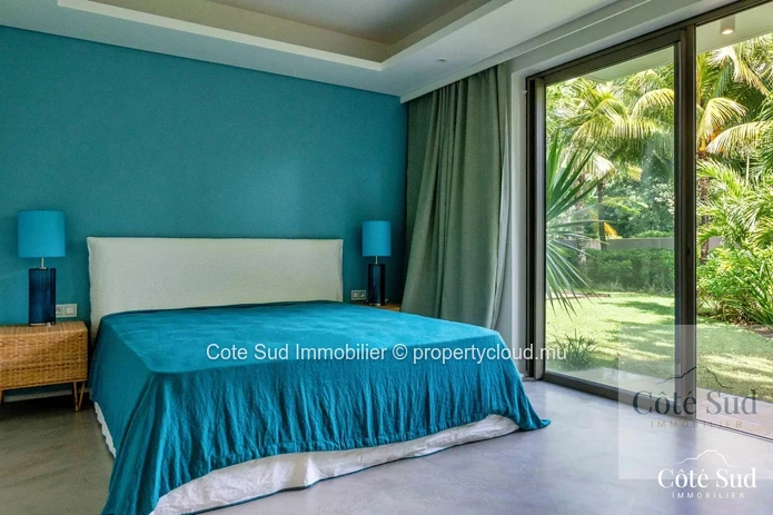 À vendre - Prestigieuse Villa d'Architecte à Anahita